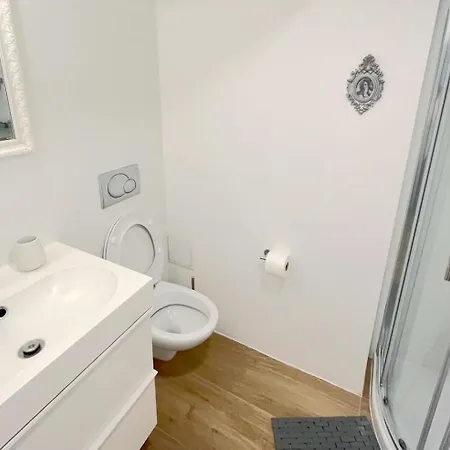 Valetier Apartment